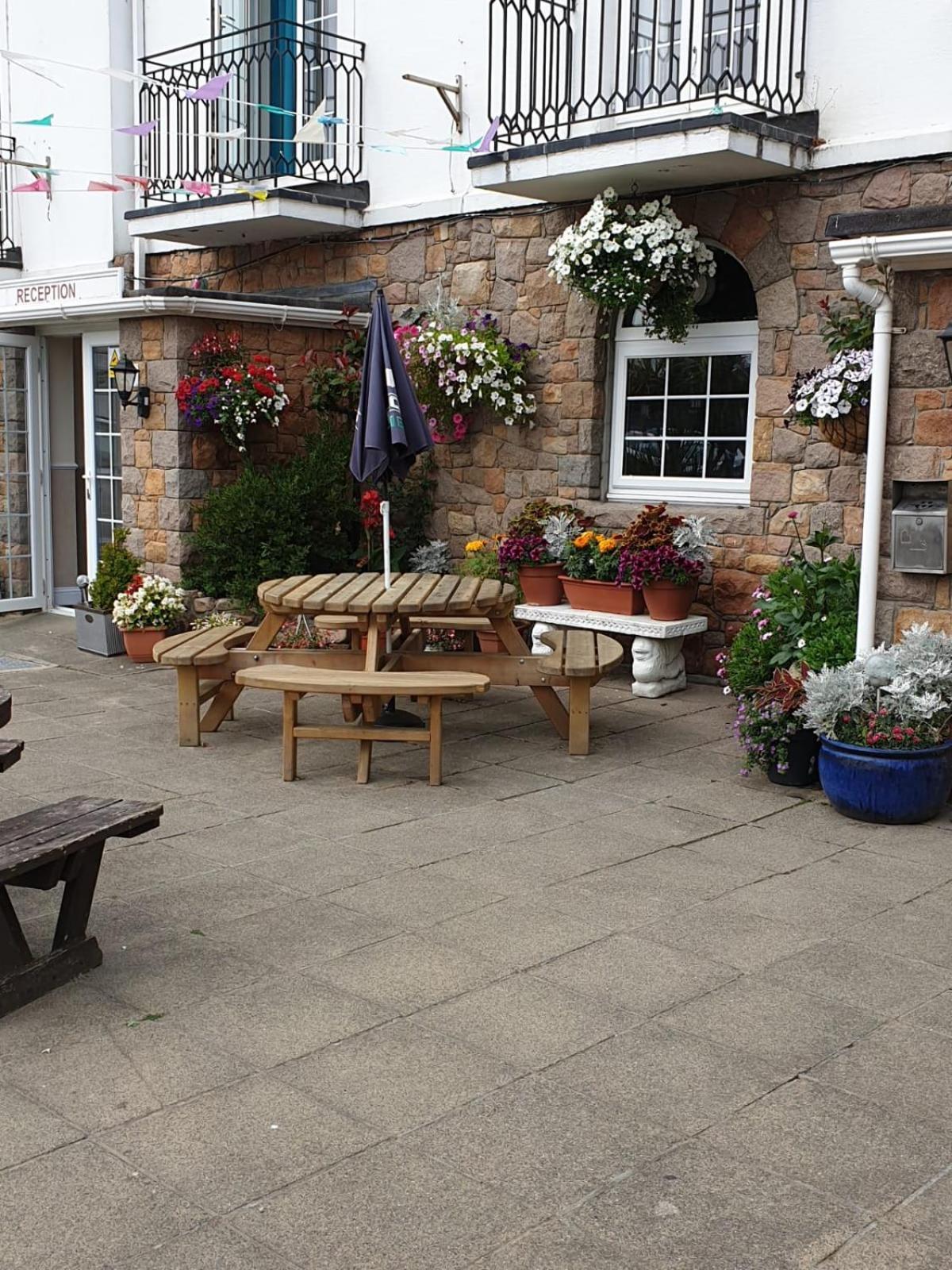 The Prince Of Wales Hotel St Ouen's Zewnętrze zdjęcie